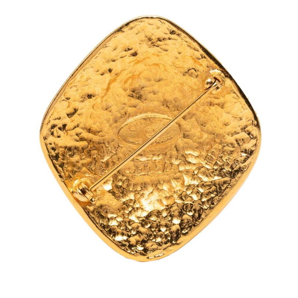 CHANEL Vintage Gold Logo Brooch - Picture 2 of 7